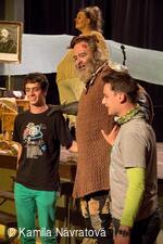 * Z DĚNÍ VE MĚSTĚ